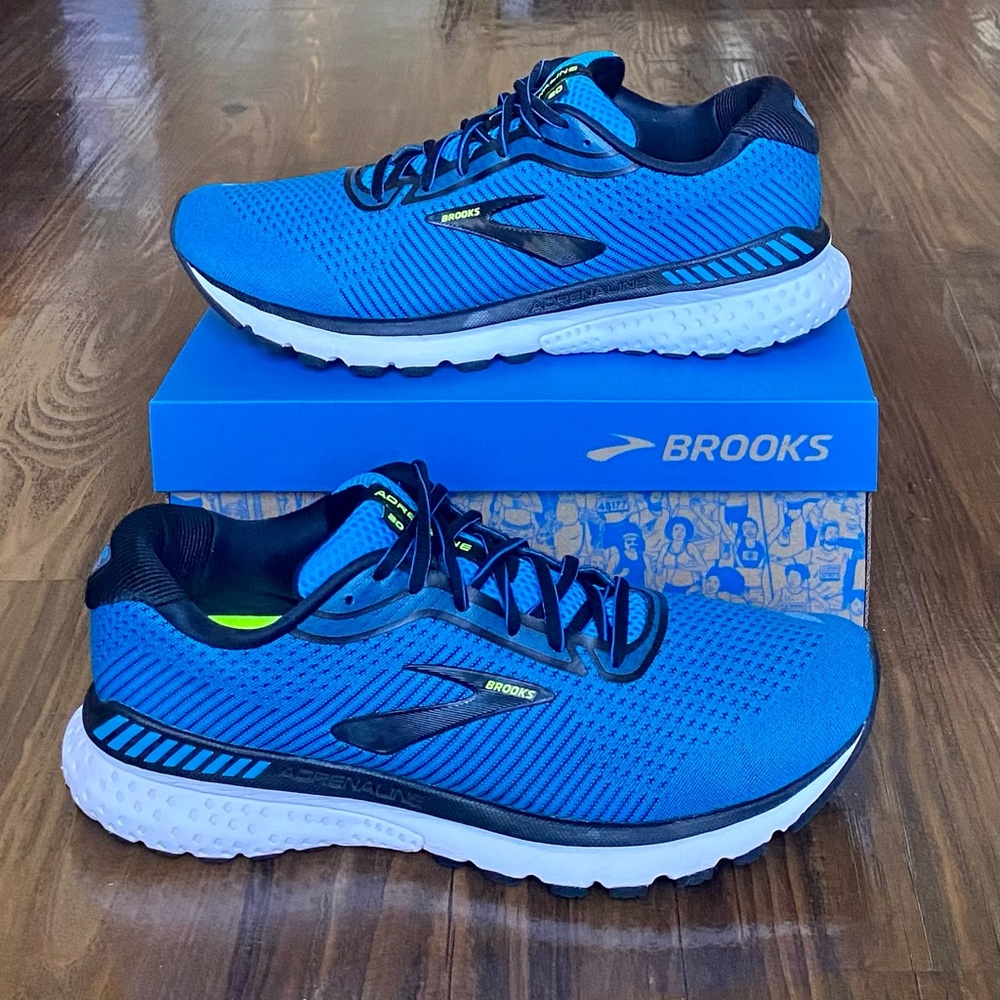 Brooks Adrenaline 20 - Mens Size 10